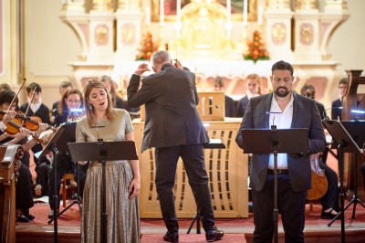 Versailles-i Barokk Zenei Központ Gyermekkara és az Orfeo Zenekar koncertje - Veszprém, Árpád-házi Szent Margit templom